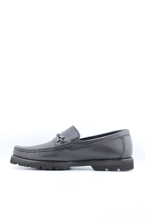 DFC Relax Men Pebbled Leather Loafer with Metal Accent